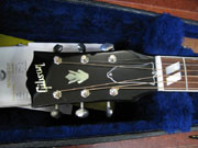 Gibson USA Southern Jumbo  /Mu\@TUW{ (#01024038 2004N)