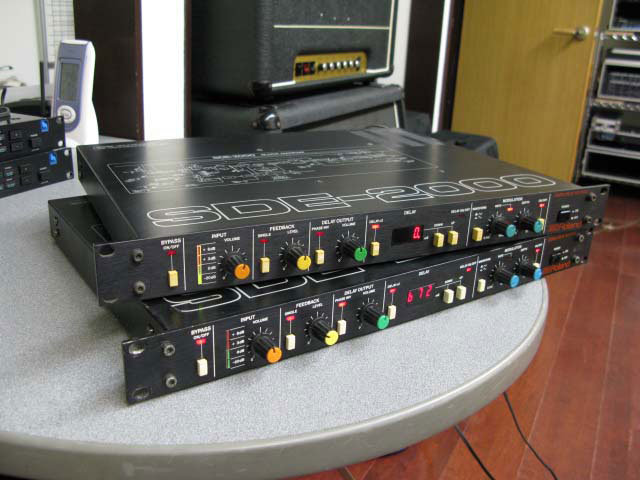 ROLAND @ [ h f W ^ f B C SDE-2000