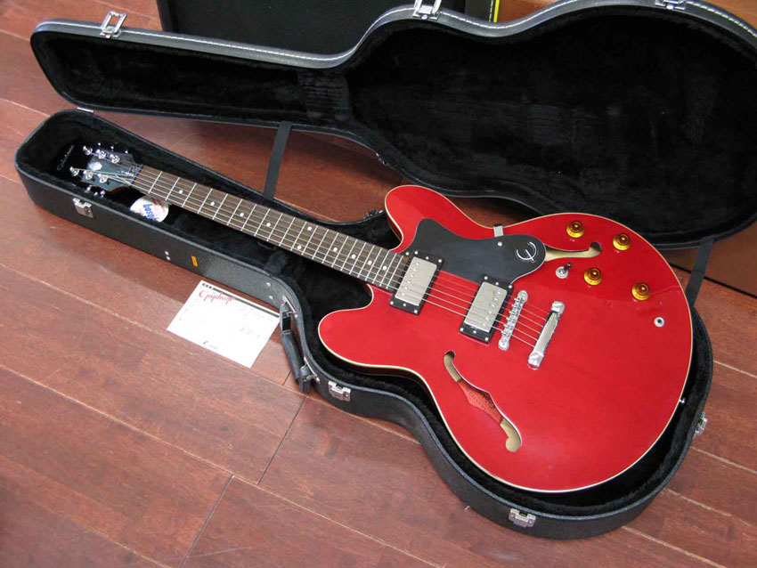 エピフォン Dot CH セミアコースティック Epiphone Dot CH (中古品)